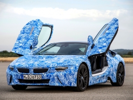 BMW i8   