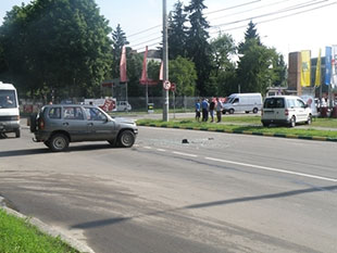   600-: Chevrolet Niva   Volkswagen Caddy